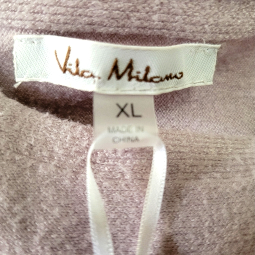 Sweater - Picture 3 of 4